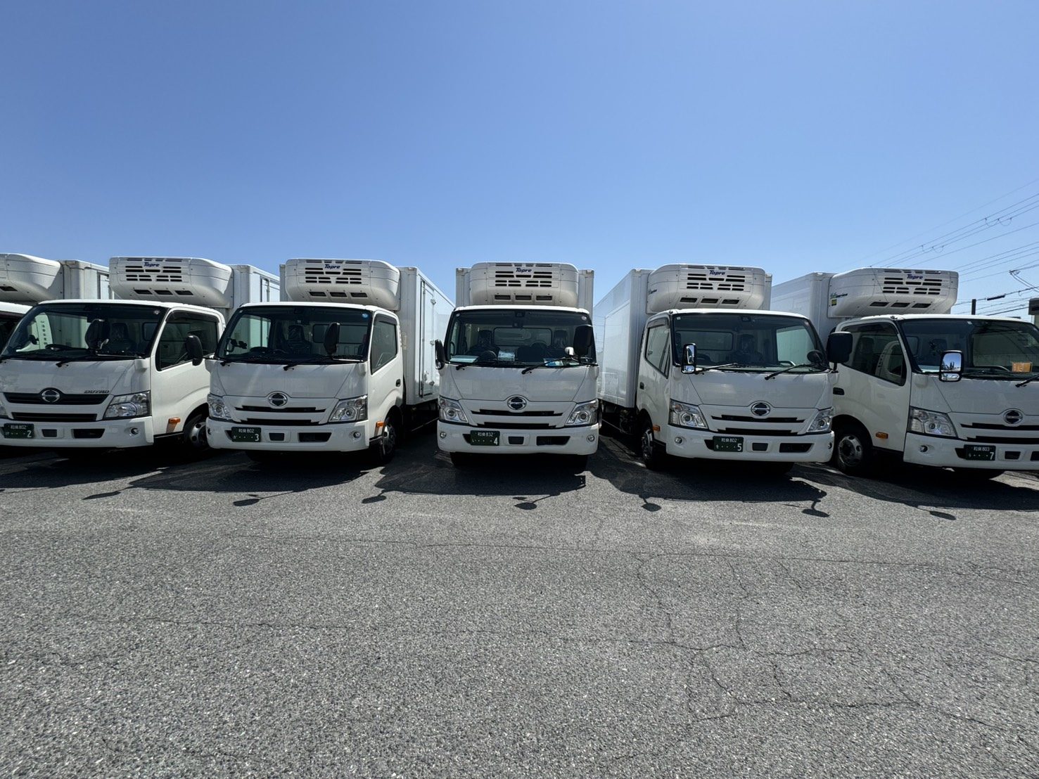 清華実業株式会社 保有車両の前景